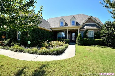 Beautiful clinging vine adds to the curb appeal of