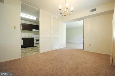 8453 Greenbelt Rd unit T, Greenbelt, MD 20770 - photo 7