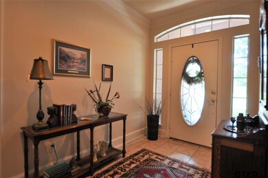 5708 Hollybrook Dr, Tyler, TX 75703 - photo 2