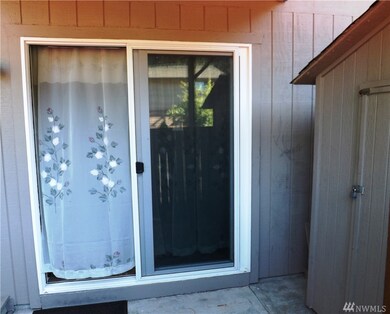 4827 S 56th St unit C-2, Tacoma, WA 98409 - photo 3