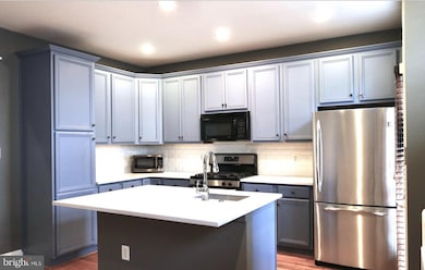 11800 Regents Park Dr, Germantown, MD 20876 - photo 6