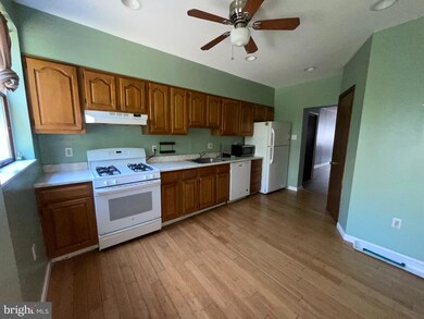 212 Baldwin St, Philadelphia, PA 19127 - photo 6