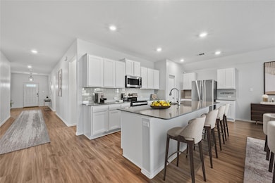 111 Pearland St, Hutto, TX 78634 - photo 4