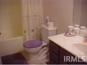5722 W Vinca Ln, Ellettsville, IN 47429 - photo 6