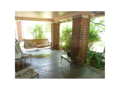 3297 Euclid Heights Blvd, Cleveland, OH 44118 - photo 2