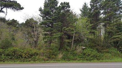 EDDY - Front view of two lots