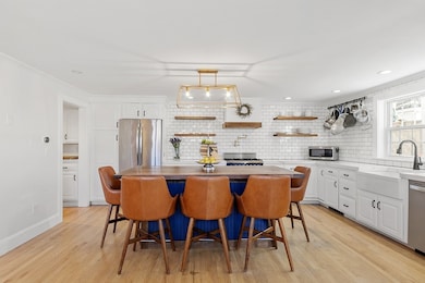 27 Washington St, Newburyport, MA 01950 - photo 3