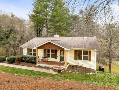 95 Forest Lake Dr, Asheville, NC 28803 - photo 3