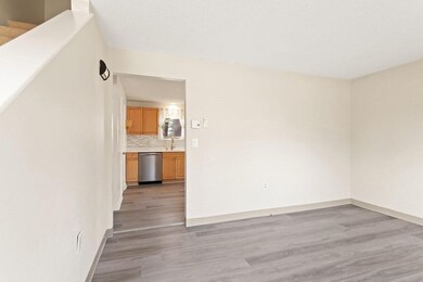 270 W Central St, Franklin, MA 02038 - photo 6