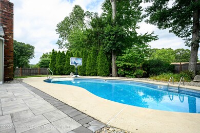 77_Concord_Cir-8