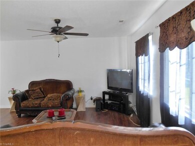 3352 Wiliton Way, High Point, NC 27260 - photo 2