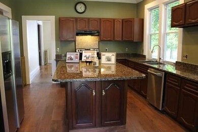 83 Bowdoin St, Springfield, MA 01109 - photo 2