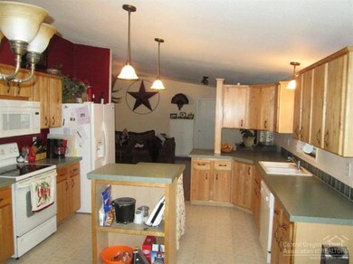 104 S Humbolt St, Canyon City, OR 97820 - photo 6