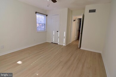 1539 Lincoln Way unit 203, McLean, VA 22102 - photo 2