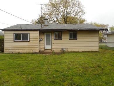 2116 Jethro Ave, Zion, IL 60099 - photo 2