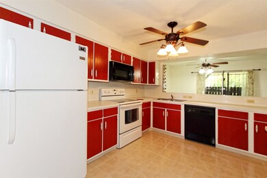 5661 Birchmont Dr unit D, Houston, TX 77091 - photo 6