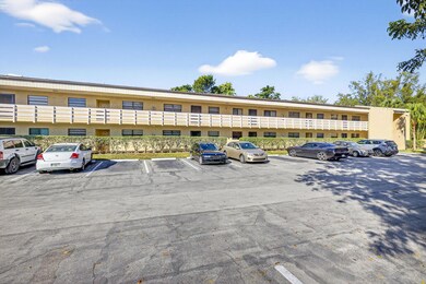 4491 Crystal Lake Dr unit 201A, Pompano Beach, FL 33064 - photo 5