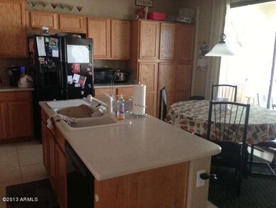 Eat-in Kitchen