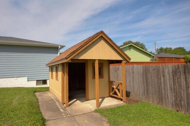 3405 Crestmoor Place, Des Moines, IA 50310 - photo 5