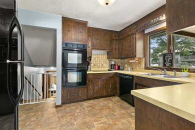 218 10th St N, Sauk Rapids, MN 56379 - photo 7