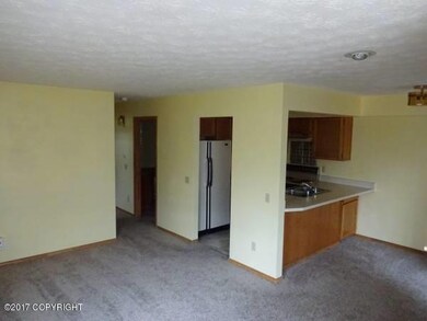 5350 Larkspur St unit B, Anchorage, AK 99507 - photo 2