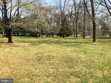 61 W Sunset Pine Dr, Bridgeton, NJ 08302 - photo 3