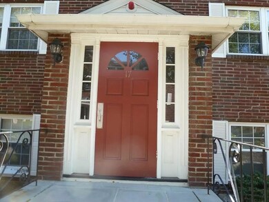 17 Cass St unit 5, West Roxbury, MA 02132 - photo 2