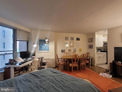 The Dorchester unit 1003, Philadelphia, PA 19103 - photo 5