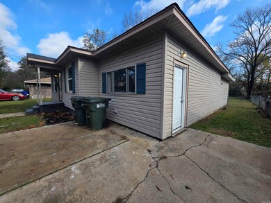 1626 Davis St, Conway, AR 72032 - photo 4