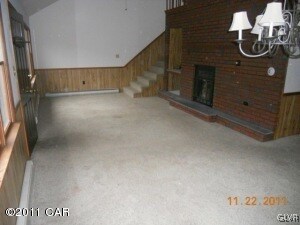 165 Honeysuckle Dr, Jim Thorpe, PA 18229 - photo 2