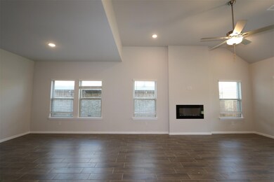 1509 Asher Ln, Denton, TX 76210 - photo 3