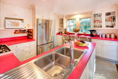 111 Main St, Vineyard Haven, MA 02568 - photo 2