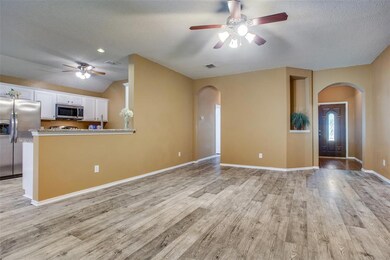 106 Enchanted Forest Dr, Wylie, TX 75098 - photo 3