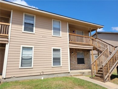 2905 Prairie Flower Cir unit C, Bryan, TX 77802 - photo 2