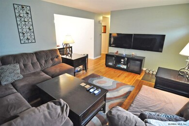 7 Vermont Ave, Rensselaer, NY 12144 - photo 3