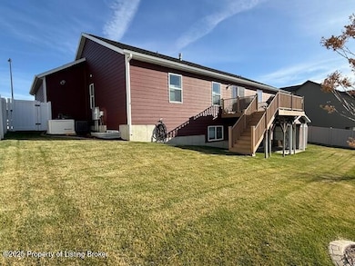 2597 Country Oak Dr, Dickinson, ND 58601 - photo 6