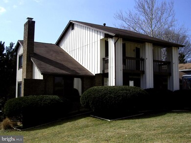 10509 Acacia Ln, Fairfax, VA 22032 - photo 6