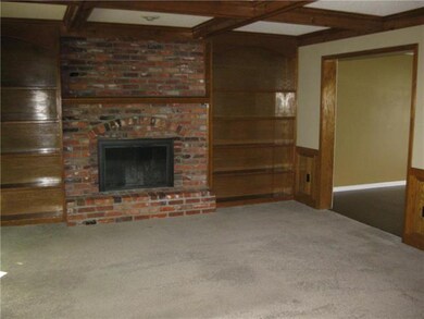 9302 Tomashaw Ln, Lenexa, KS 66219 - photo 5