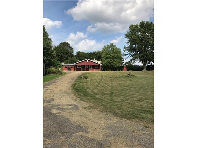 16260 Martha St, East Liverpool, OH 43920 - photo 2