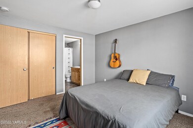 Owner Suite -Guitar NOT included