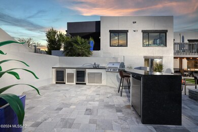 Outdoor kitchen/bar-4180 N Swan Road