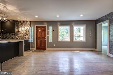 4029 8th St S, Arlington, VA 22204 - photo 5