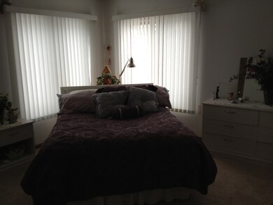 Masterbedroom w/ Walkin Closet