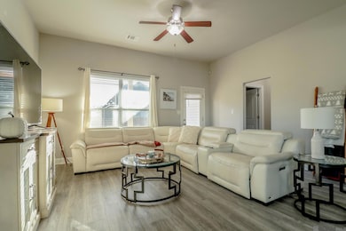 1722 S Gonzales Trace Ave, Gonzales, LA 70737 - photo 4