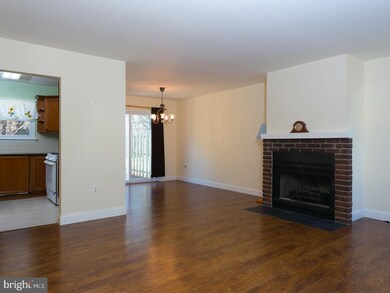 35 Wyndmoor Dr, East Windsor, NJ 08520 - photo 4
