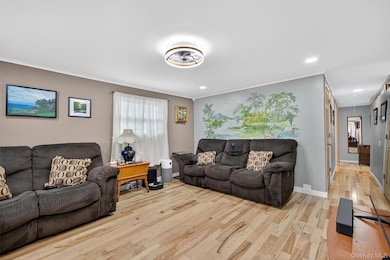 2729 W Conkling Ave, Middletown, NY 10940 - photo 6