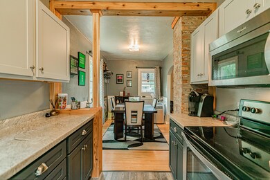 823N12thSt_0016