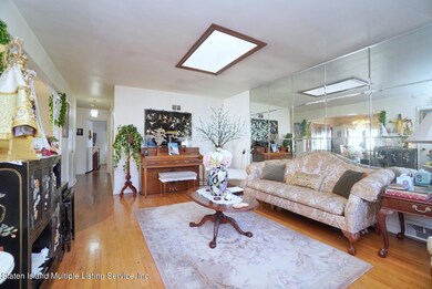 33 Wheeler Ave, Staten Island, NY 10314 - photo 3