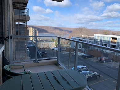 Crest Manor unit 321, Yonkers, NY 10701 - photo 5