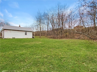 26 Mcnair Ave, Slovan, PA 15078 - photo 6